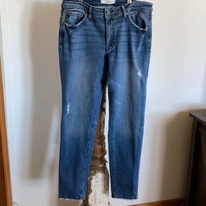Women’s KanCan jeans. Size 11/29.